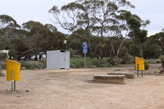 Moodini Bluff Rest Area Facilities