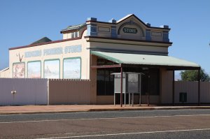Menzies Pioneer Store