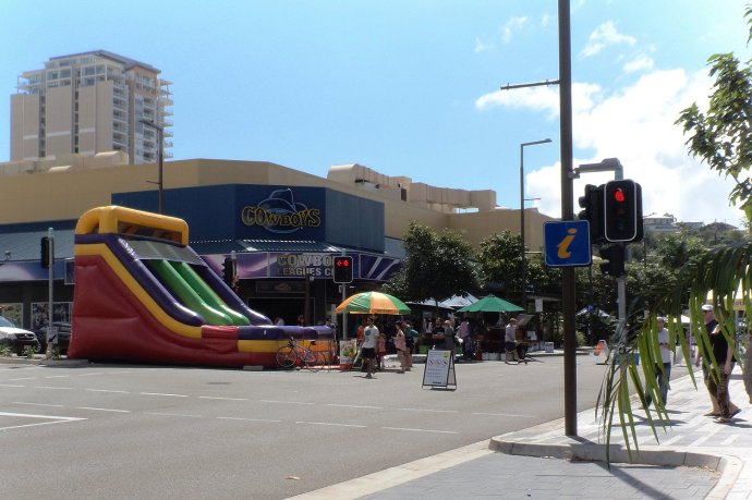 Sunday Market in Flinders Street