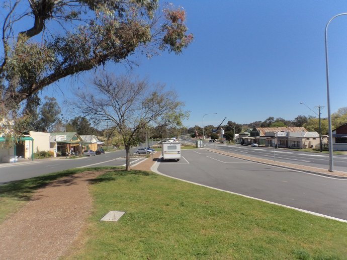 Plenty of Parking at Tarcutta