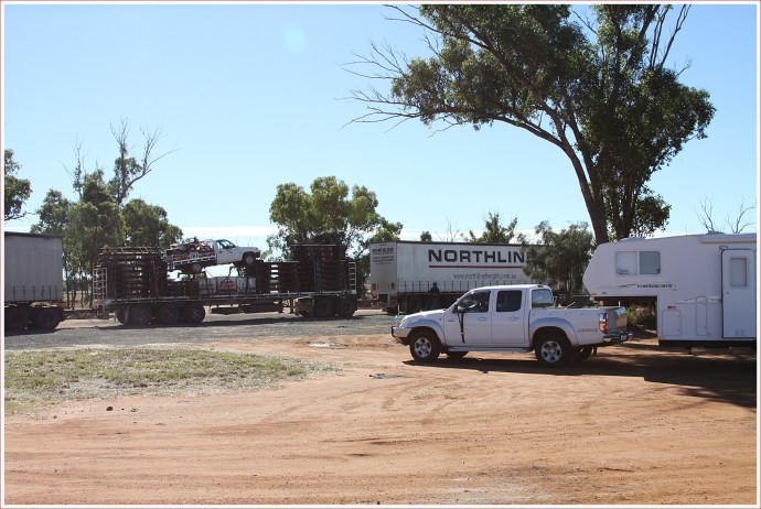 travelling_4222_Stomped