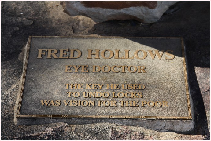 Fred Hollows' Grave at Bourke
