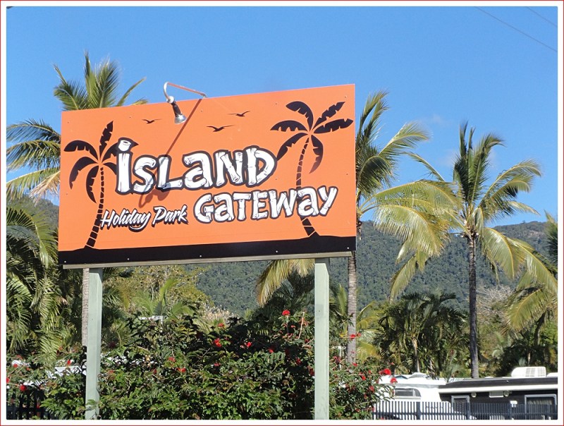 Arriving at the Island Gateway Holiday Park