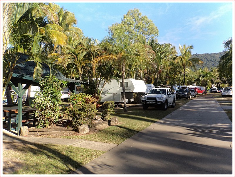 View of Island Gateway Holiday Park