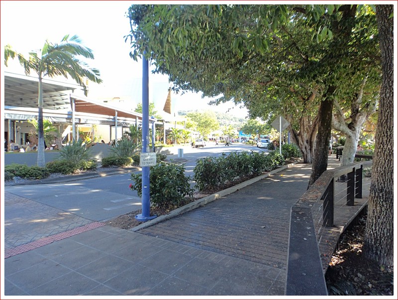 Boardwalk at Airlie Beach